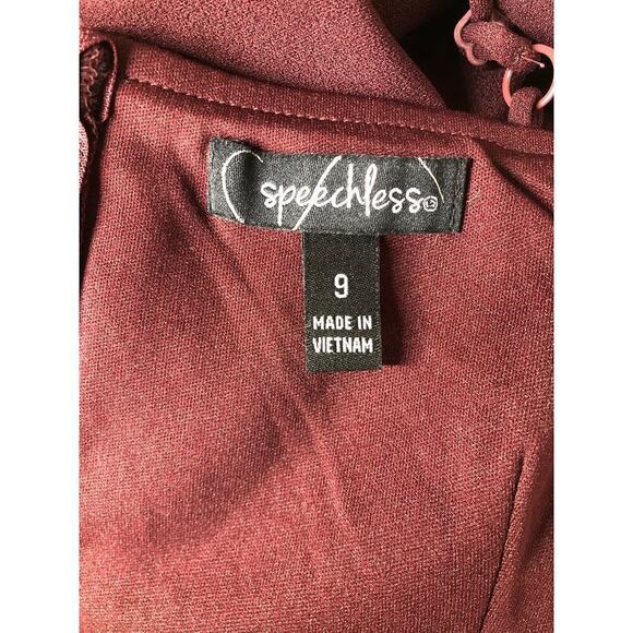 Speechless Dress Rhinestone Embellished Sleeveless Sweetheart Neck Mini Maroon 9 - Picture 4 of 7